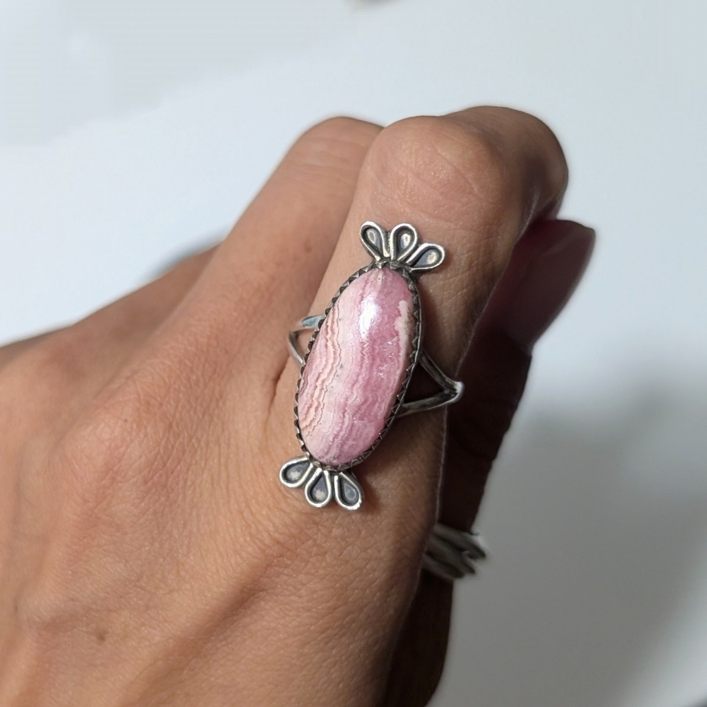 Sterling silver ring Pink rhodochrosite gem stone Stamped 925 Size  7.5
